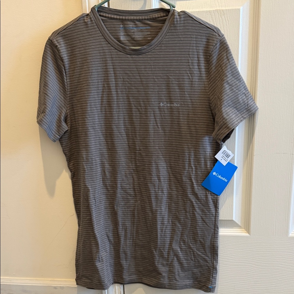 Columbia Men's Short Sleeve Gray Tee
